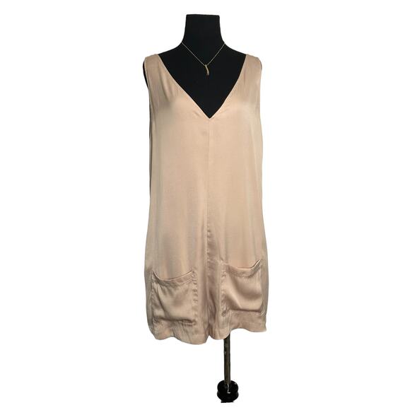 Guess beige satin sleeveless romper size M - Picture 9 of 16